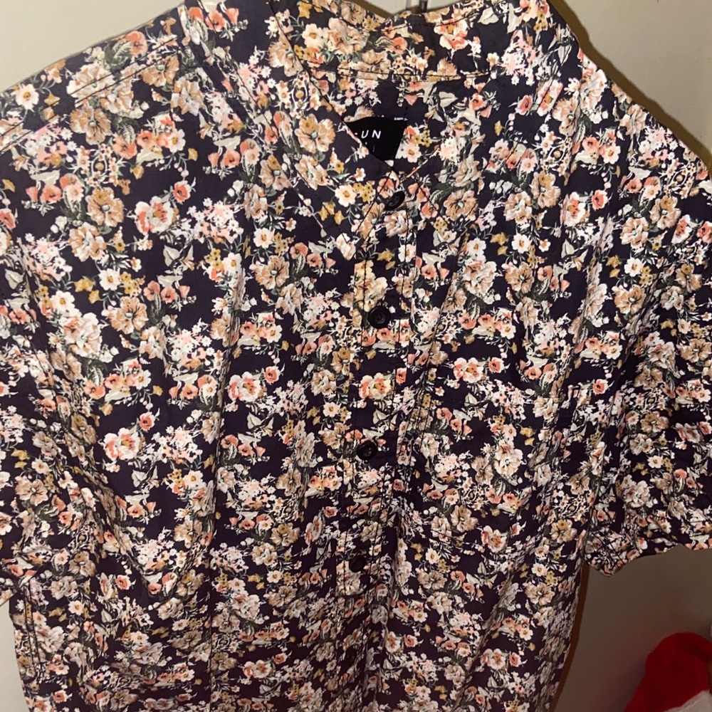 PacSun Floral Navy and White Men's Shirt